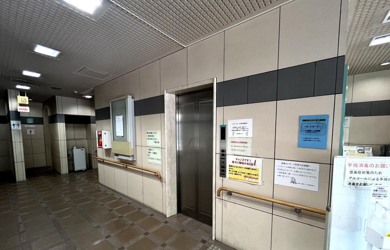 落合第一地域センター エレベーター