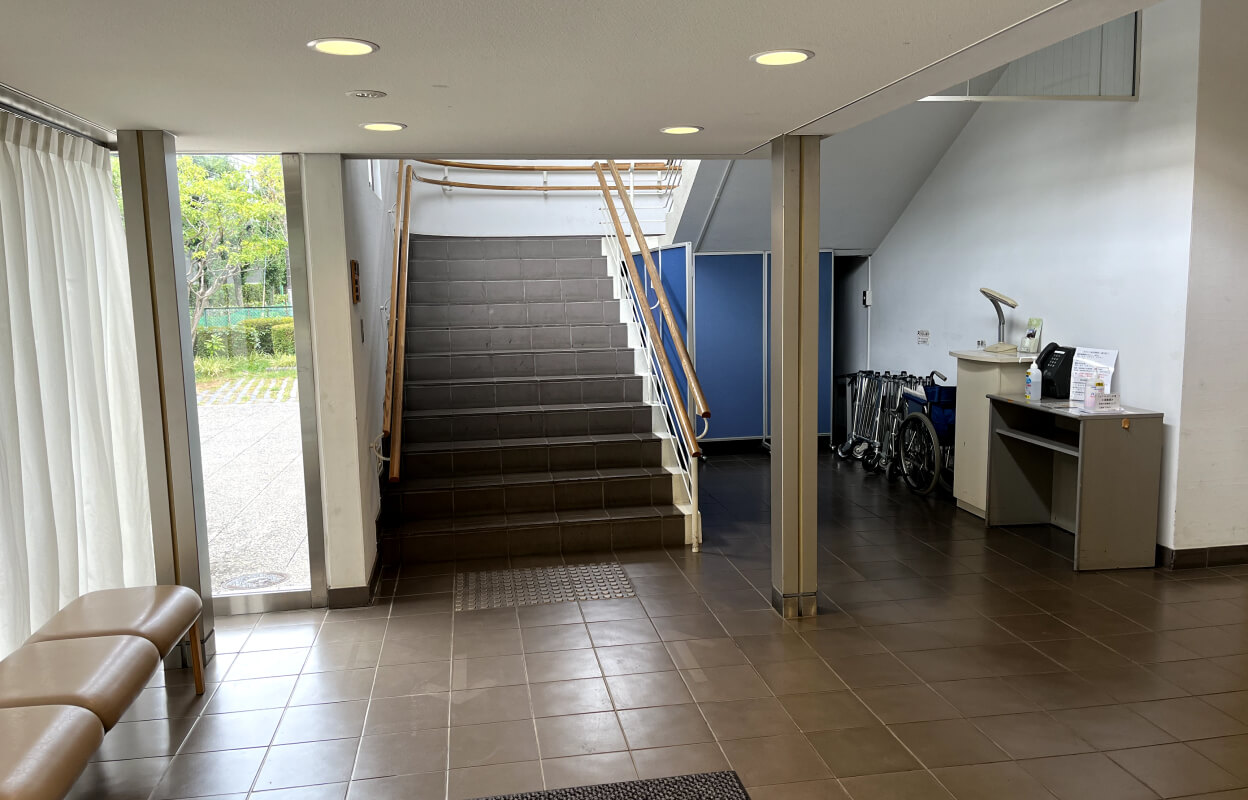 みどり会館 エントランス