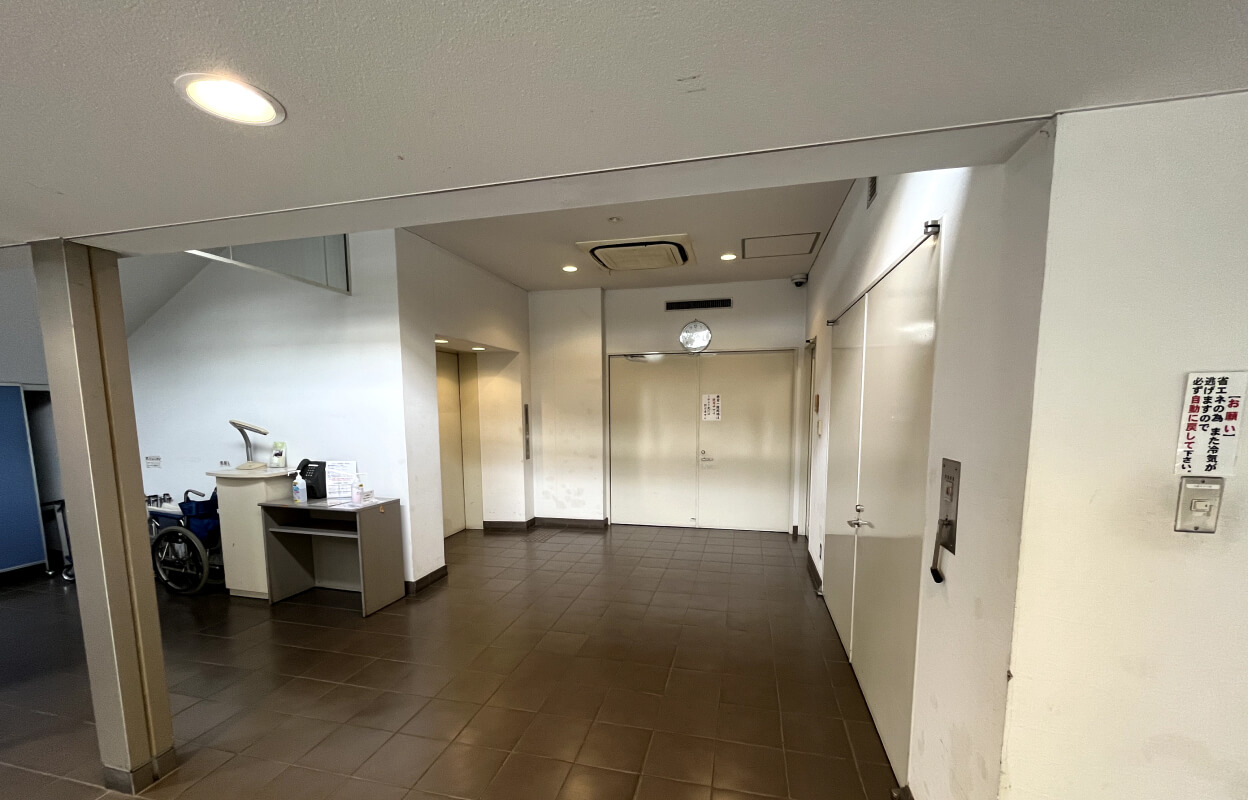 みどり会館 エントランス