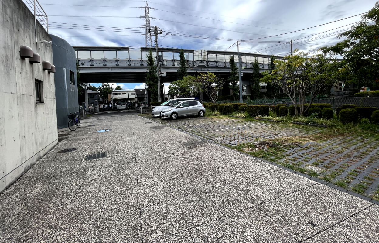 みどり会館 駐車場