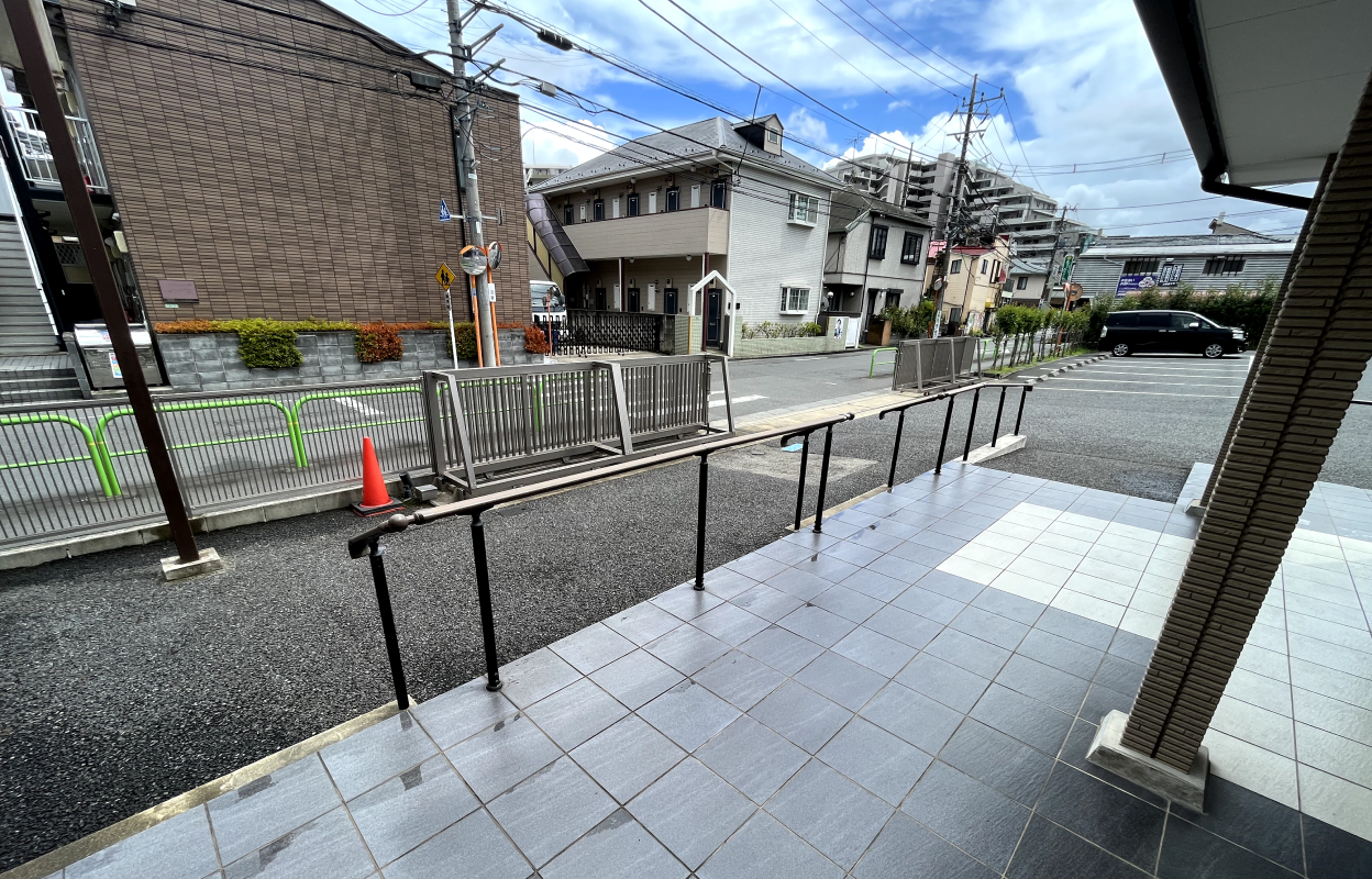 大泉橋戸会館 スロープ