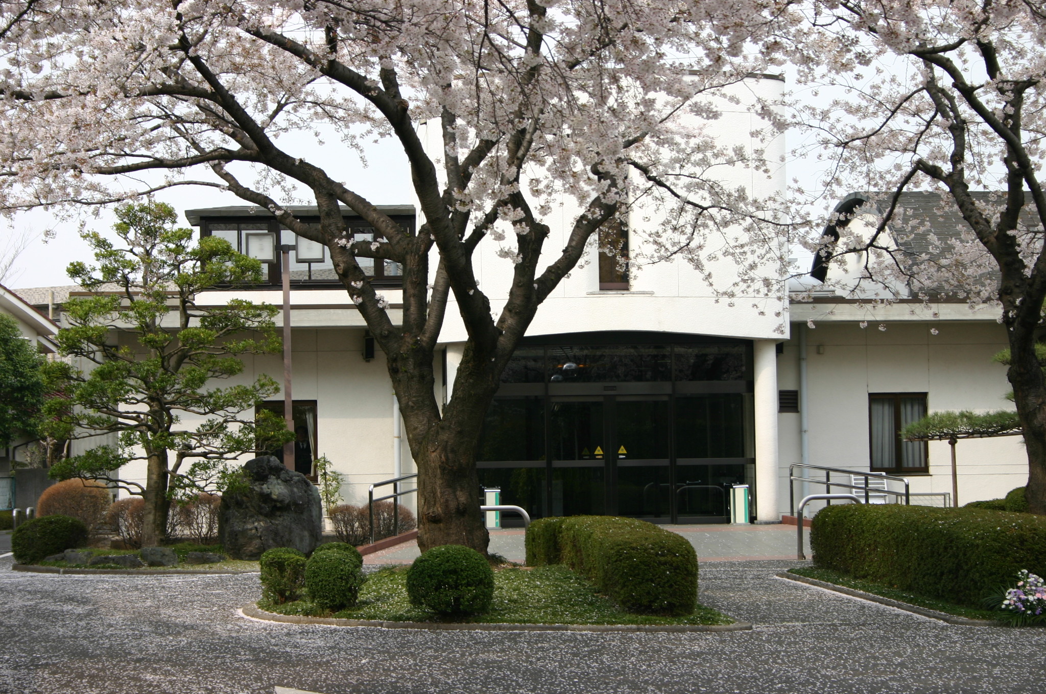 立川市斎場 外観