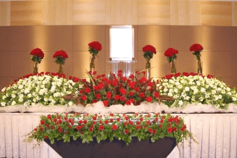 お得な価格なお好きな花を使用