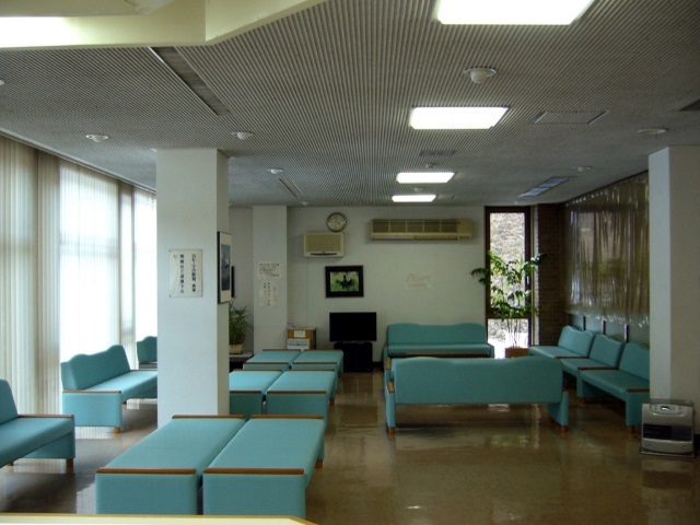 広域飯能斎場の待合ロビー