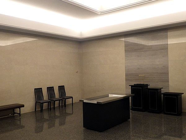 千葉市斎場の収骨室