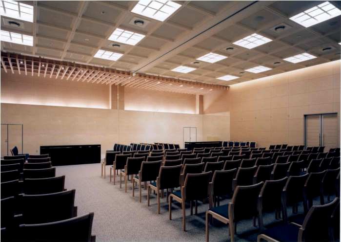 かわさき南部斎苑の斎場